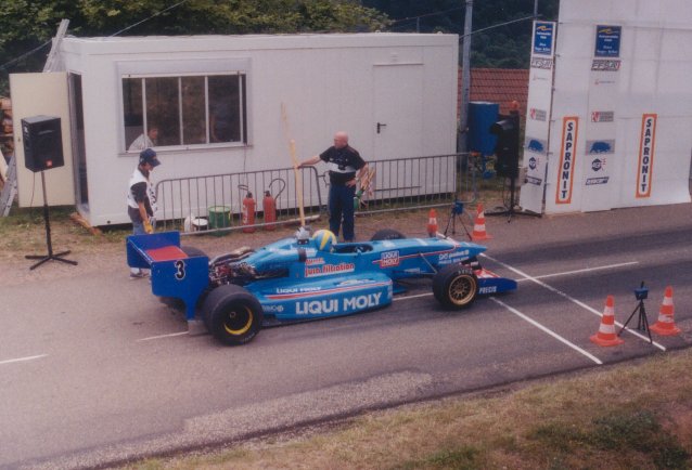 BAZAUD2.jpg